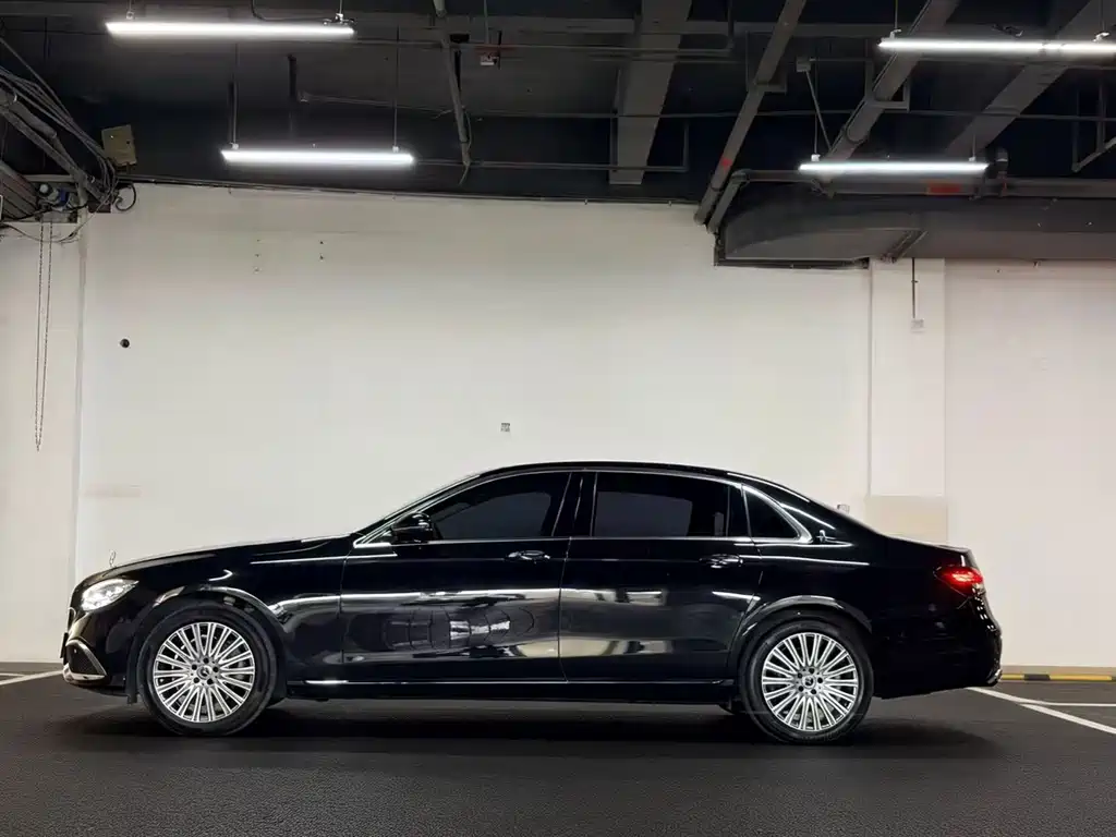 Mercedes-Benz E-Class 2022 E 300 L Luxury Model купить на сайте DeffCars
