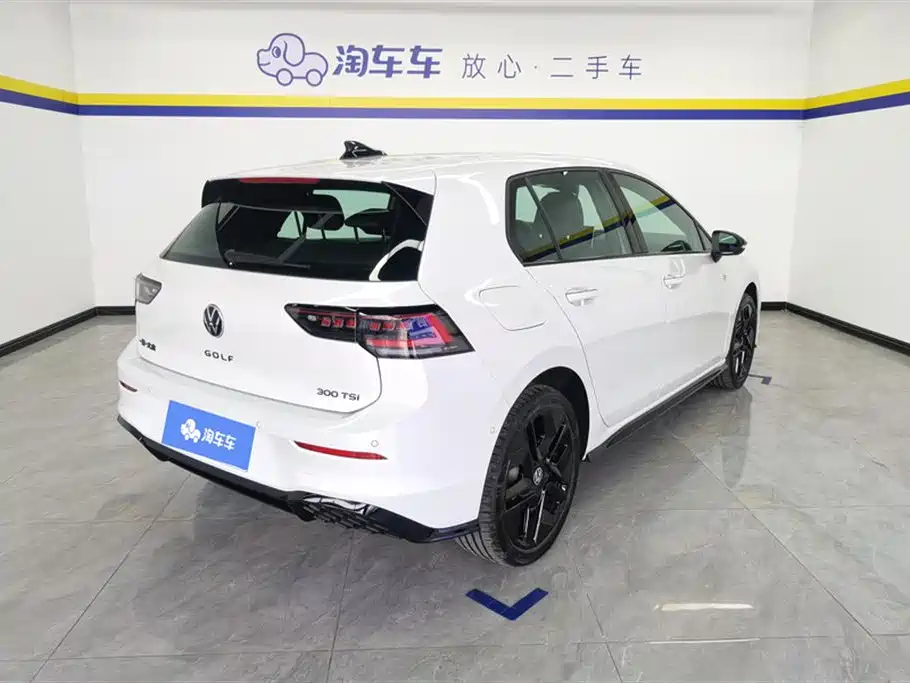 Golf 2025 300TSI R-Line купить на сайте DeffCars