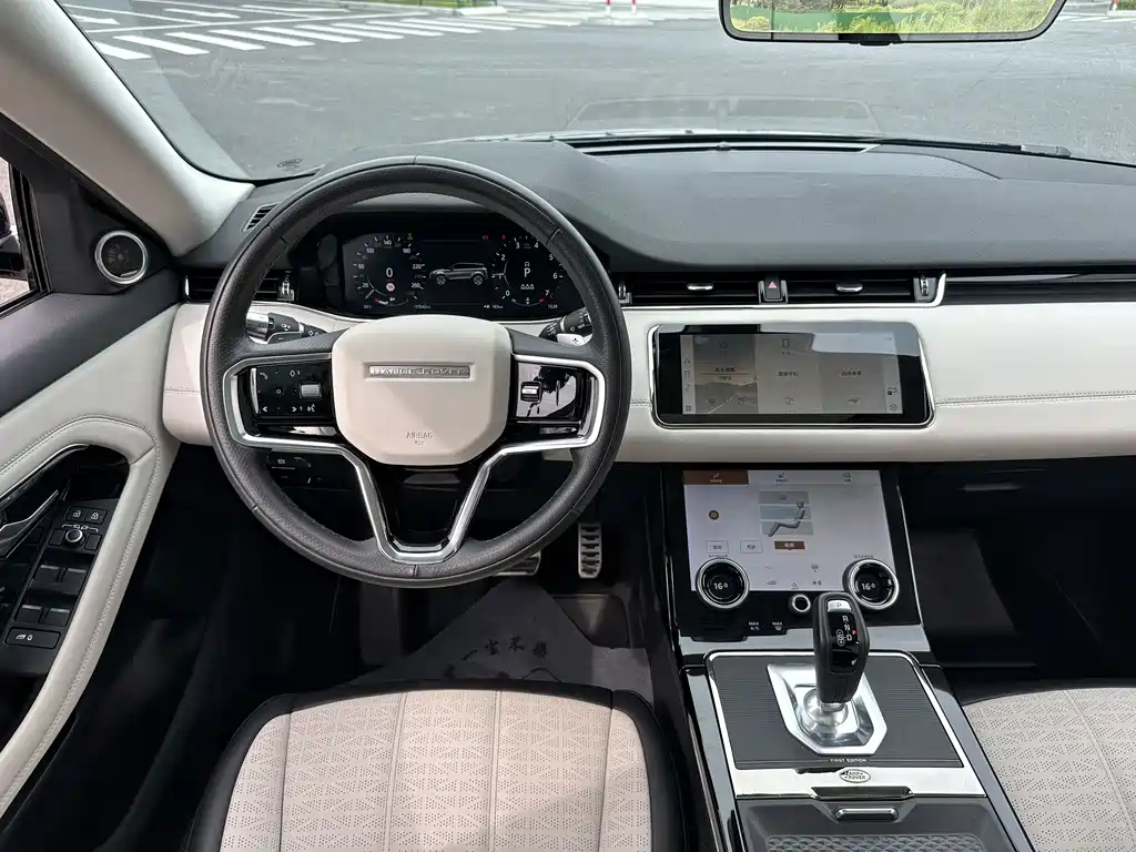 Range Rover Evoque 2021 Evoque L 249PS R-Dynamic First edition купить на сайте DeffCars