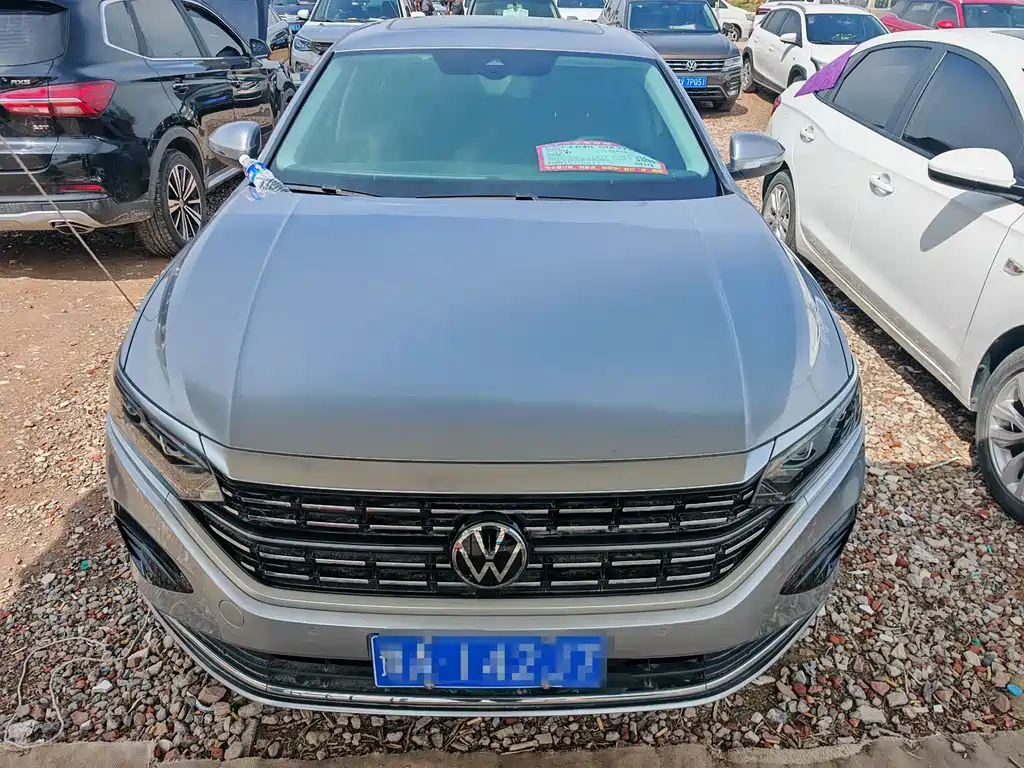 Passat 2022 330TSI Deluxe Edition купить на сайте DeffCars