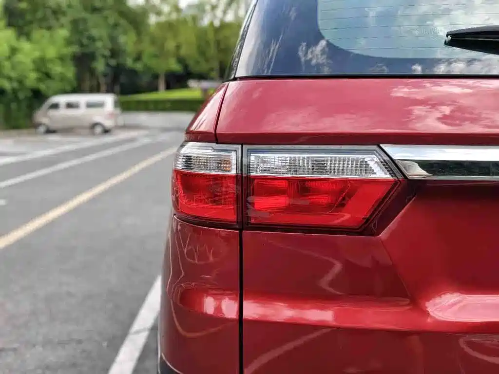 Fengguang S560 2018 1.8L CVT elite 7 seats купить на сайте DeffCars