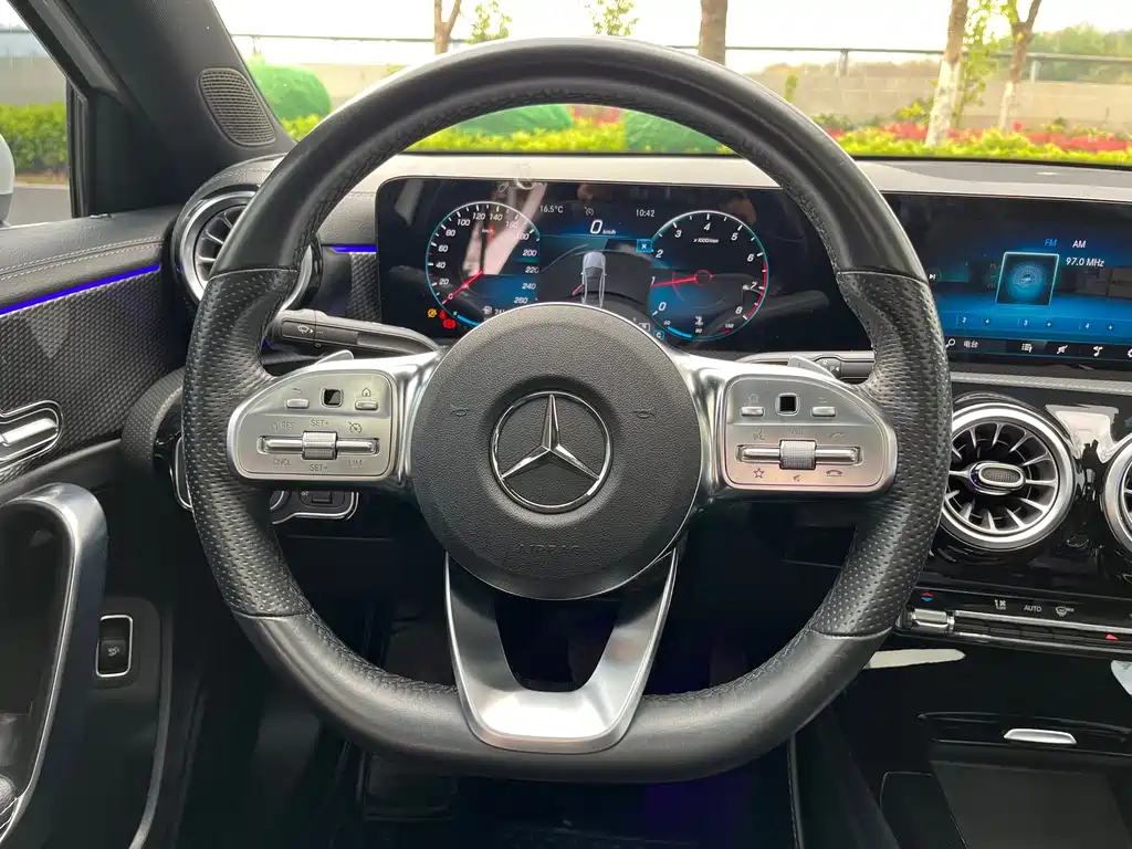 Mercedes-Benz A-Class 2021 A 200 L Sports Sedan Fashionable купить на сайте DeffCars