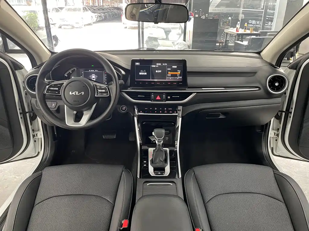 Kia K3 2021 facelift 1.5L CVT fashion version купить на сайте DeffCars