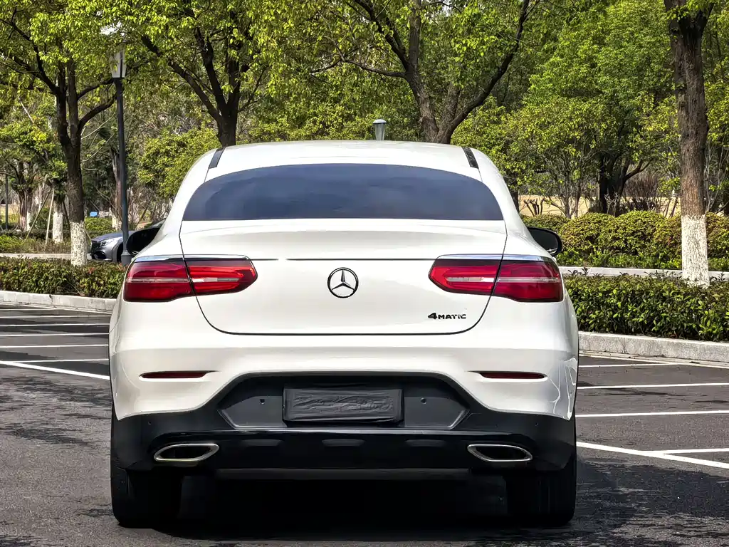 Mercedes-Benz GLC Coupe 2018 GLC 200 4MATIC Coupe SUV купить на сайте DeffCars