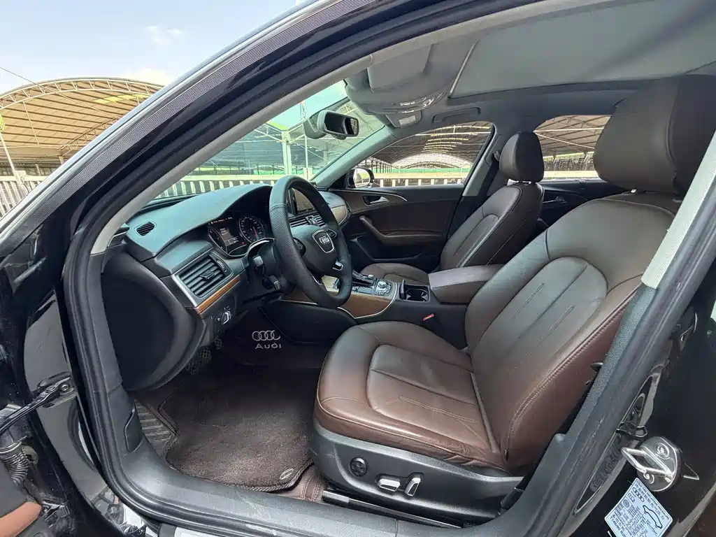 Audi A6L 2018 30th Anniversary Model 30 FSI Fashion купить на сайте DeffCars