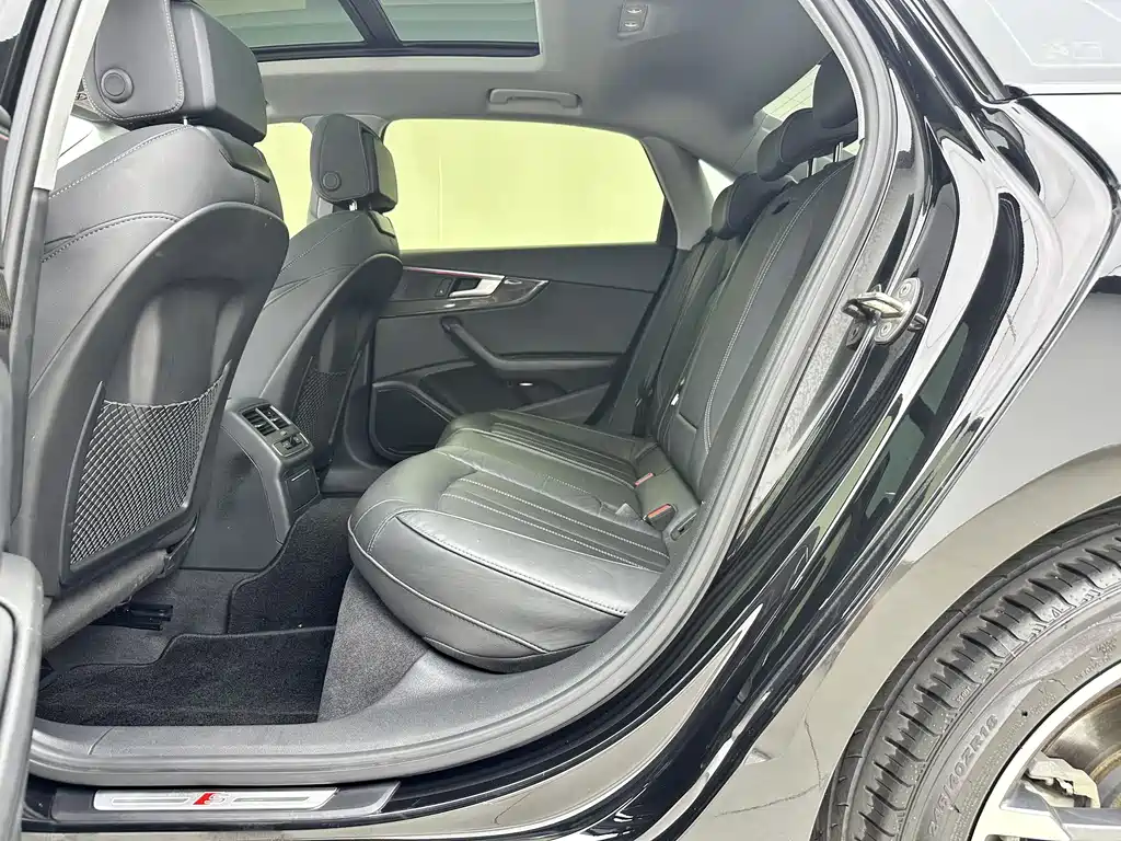 Audi A4L 2020 40 TFSI luxury and dynamic model купить на сайте DeffCars
