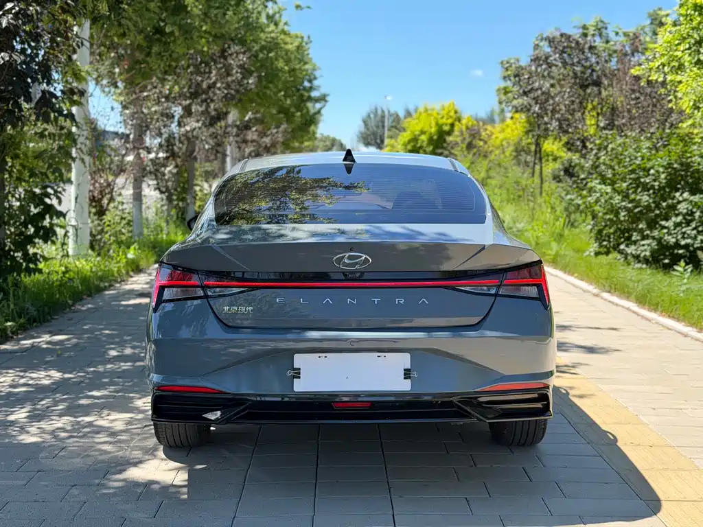 Elantra 2022 1.5L CVT Lux Premium Edition купить на сайте DeffCars