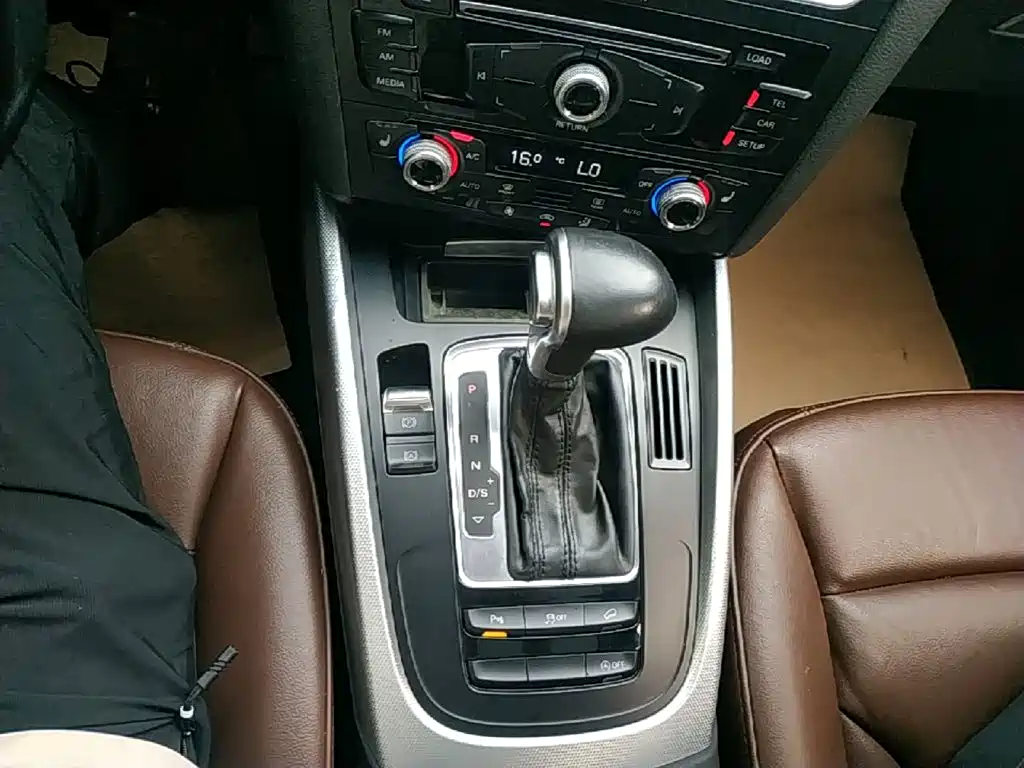 Audi Q5 2015 40 TFSI technology купить на сайте DeffCars