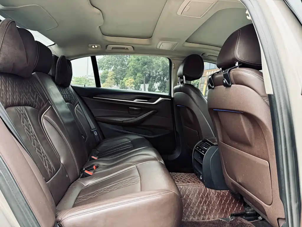 BMW 5 Series 2018 facelift 530Li leading model luxury package купить на сайте DeffCars