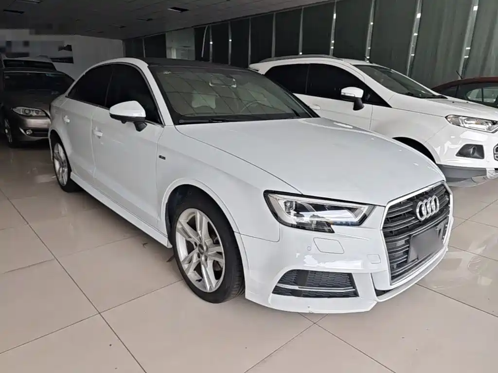 Audi A3 2019 Limousine 35 TFSI Fashion Type National VI купить на сайте DeffCars