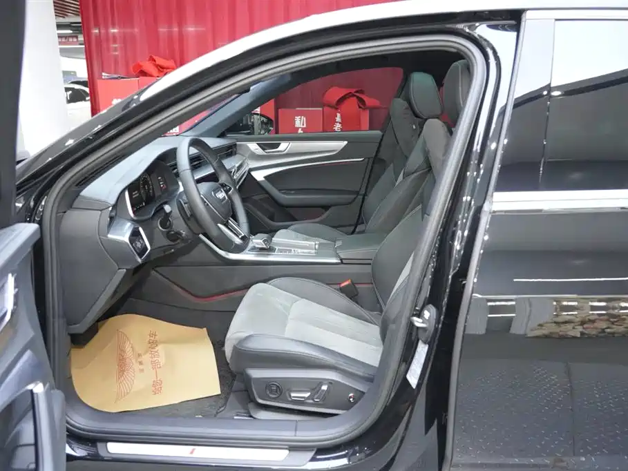 Audi A6L 2024 45 TFSI Premium Dynamic Model купить на сайте DeffCars