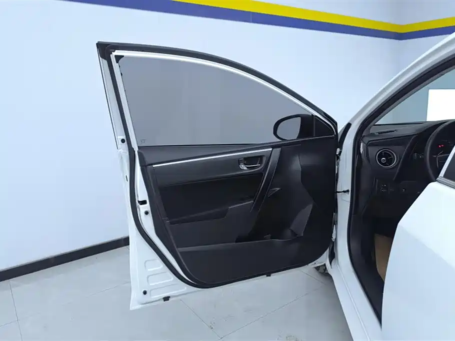 Corolla 2017 facelift 1.2T S-CVT GL купить на сайте DeffCars