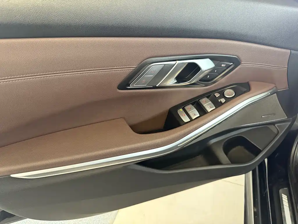 BMW 3 Series 2020 325Li M Sports Night Package купить на сайте DeffCars