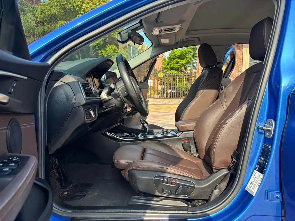 BMW 1 Series 2020 120i M Sports Package купить на сайте DeffCars