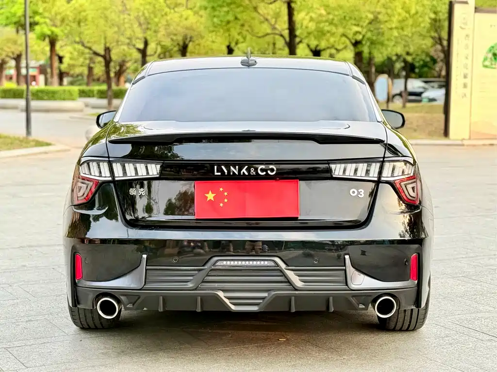 Lynk & Co 03 2022 2.0TD DCT Pro купить на сайте DeffCars