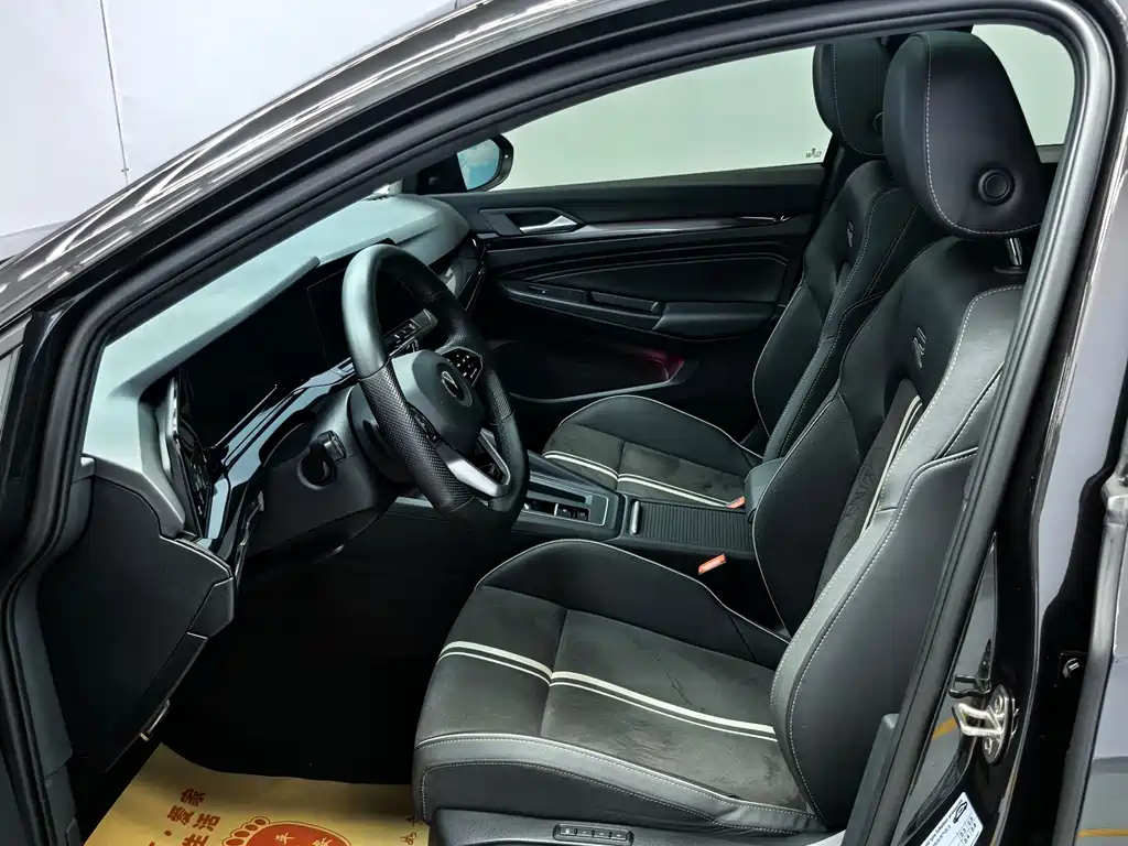 Golf 2023 280TSI DSG Pro купить на сайте DeffCars