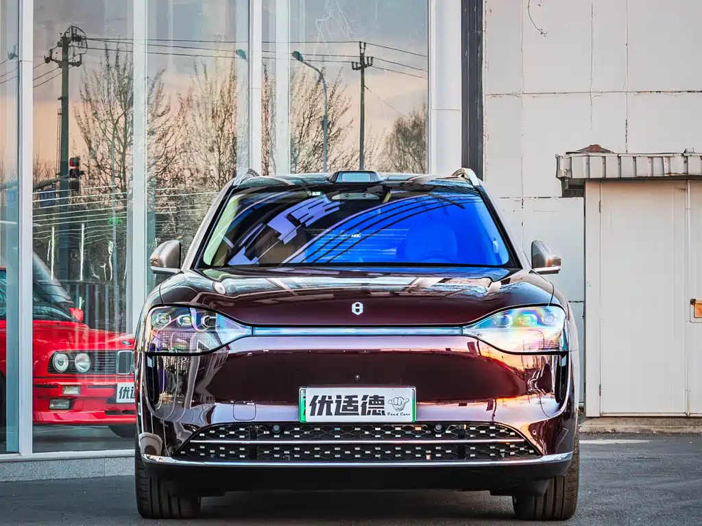 Wenjie M9 2025 extended range Ultra version 52kWh 5-seat version (896-line lidar) купить на сайте DeffCars