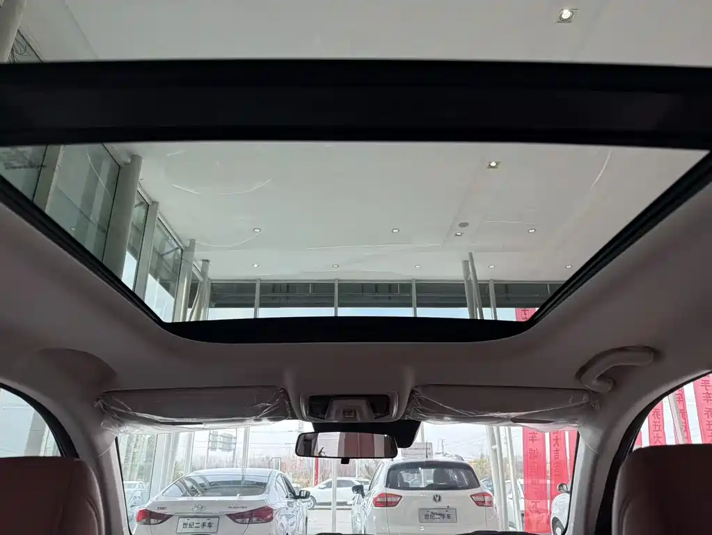 Changan CS75 2026 PRO 1.5T DCT Exclusive model 7 seats купить на сайте DeffCars