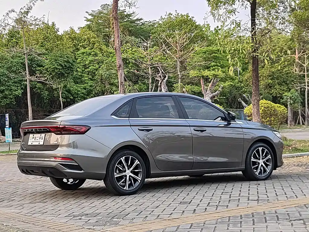 Emgrand 2022 4th generation 1.5L CVT flagship model купить на сайте DeffCars