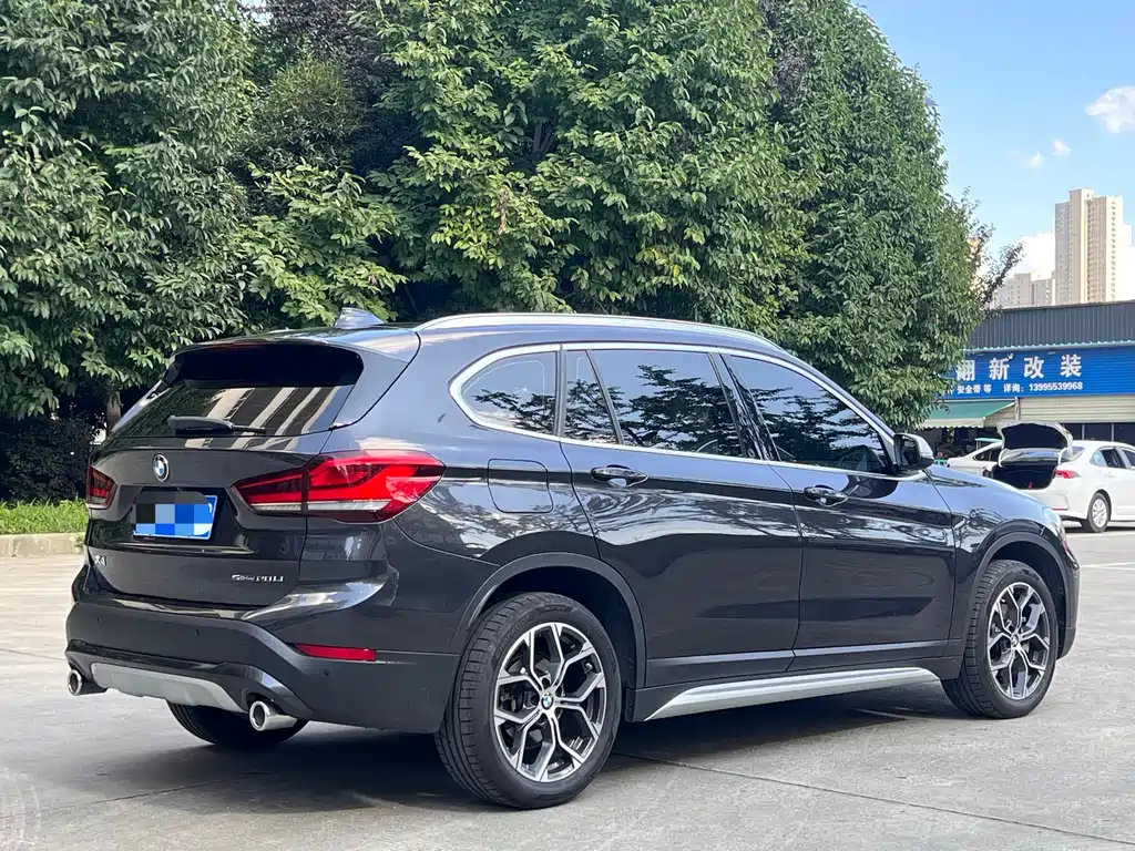 BMW X1 2022 sDrive20Li Exclusive Model купить на сайте DeffCars