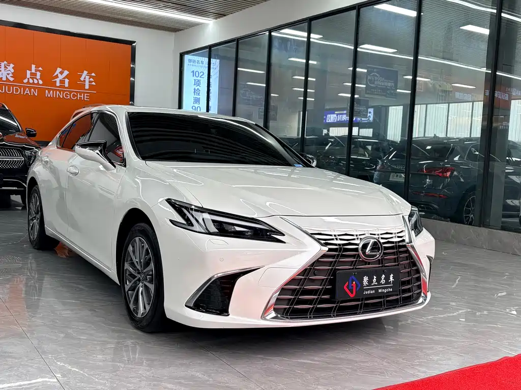 Lexus ES 2025 200 Premium Edition купить на сайте DeffCars