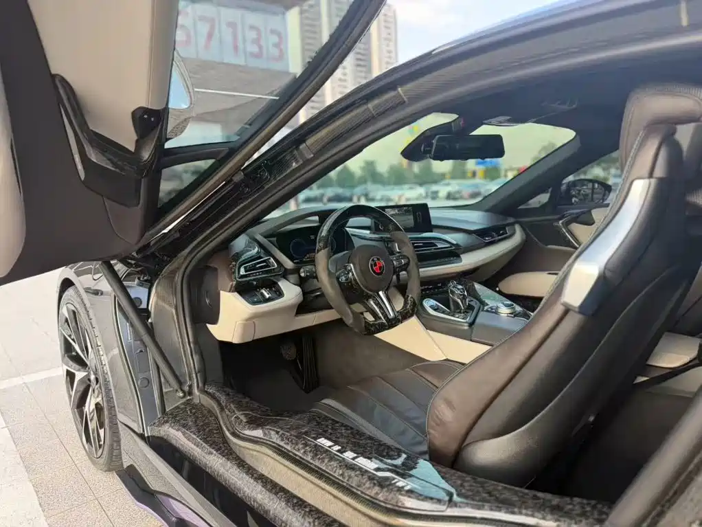 BMW i8 2014 standard model купить на сайте DeffCars
