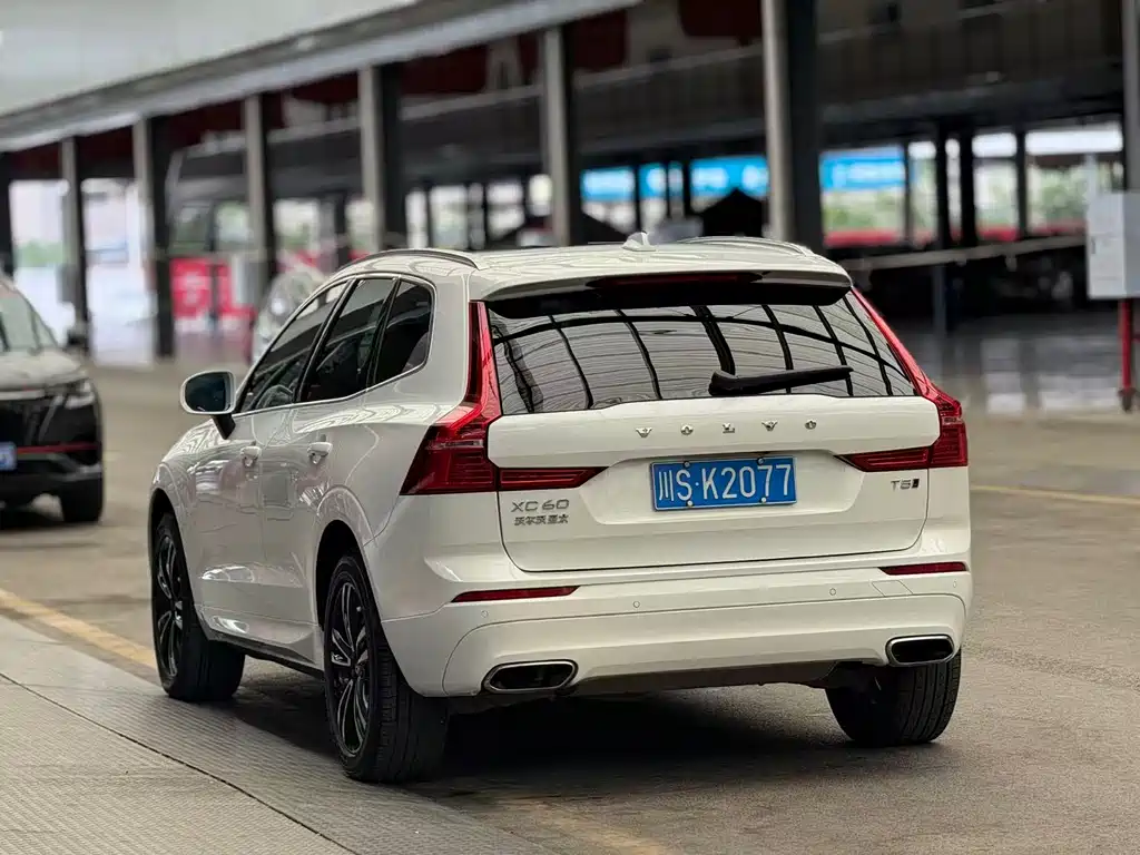 Volvo XC60 2019 T5 4WD Zhiyuan Edition National VI купить на сайте DeffCars