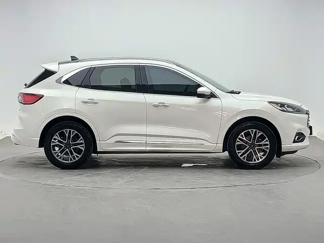 Ruiji 2020 EcoBoost 245 two-wheel drive smart model купить на сайте DeffCars