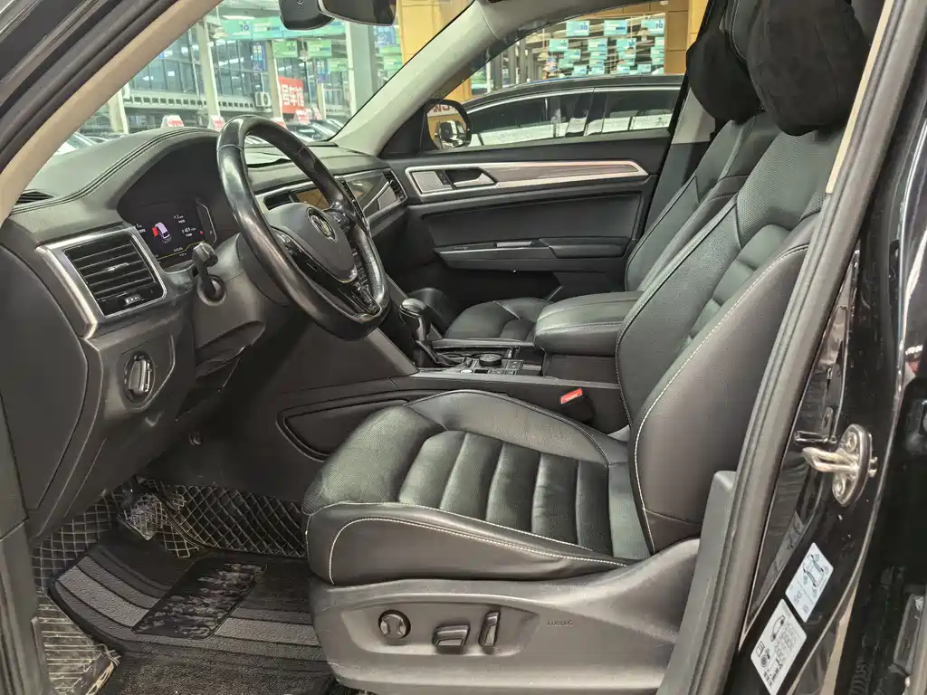 Touron 2020 380TSI four-wheel drive luxury version National VI купить на сайте DeffCars