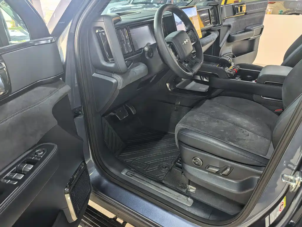 Leopard 5 2023 Yunnan flagship version купить на сайте DeffCars