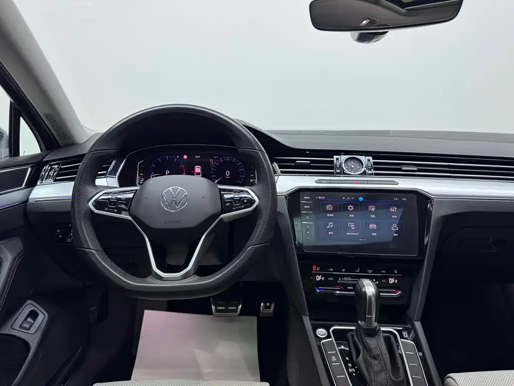 Magotan 2023 2 million commemorative edition 330TSI DSG luxury model купить на сайте DeffCars