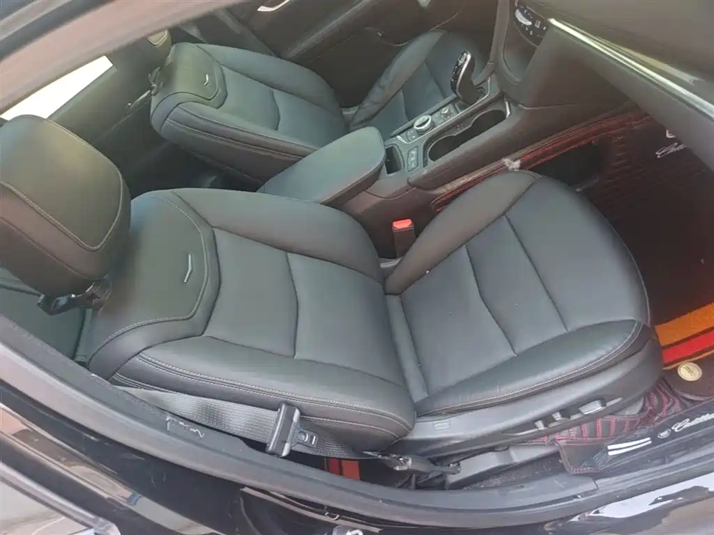 Cadillac XT5 2022 2.0T four-wheel drive luxury model (Hummingbird version) купить на сайте DeffCars
