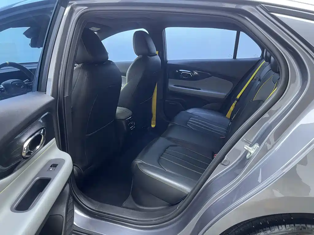Trumpchi Empow 2023 EmpowH Smart Hybrid Edition купить на сайте DeffCars