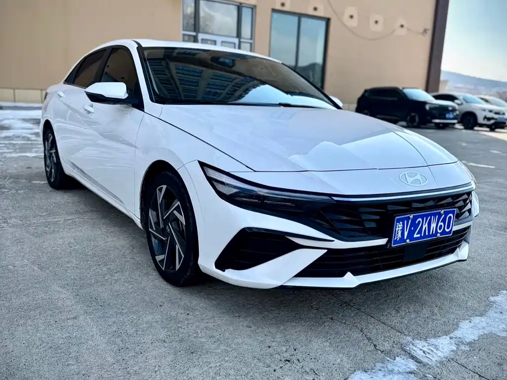 Elantra 2023 1.5L CVT LUX Premium Edition купить на сайте DeffCars
