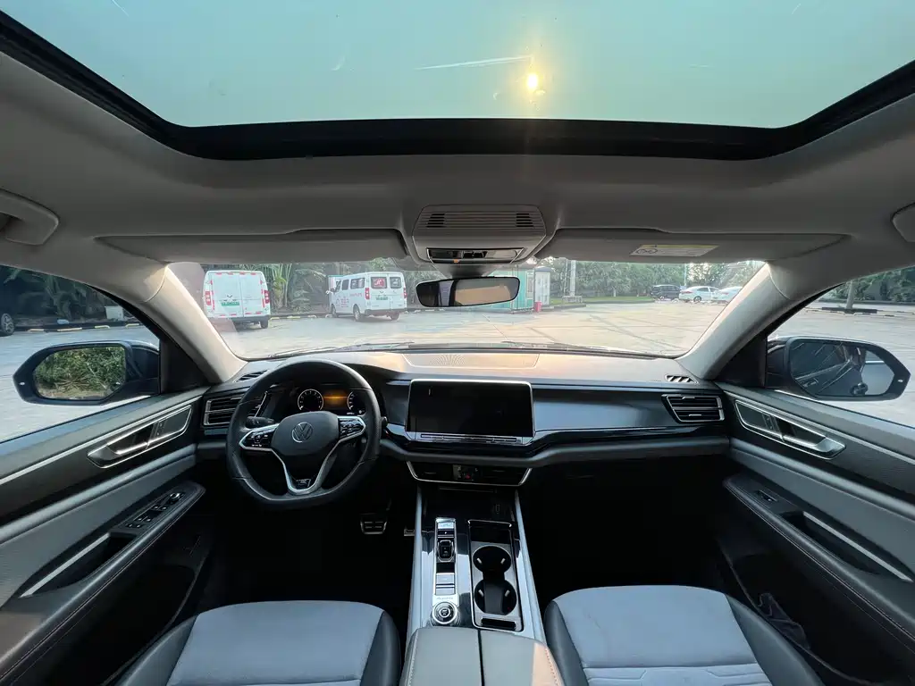 Touron 2022 Touron X 380TSI four-wheel drive luxury version купить на сайте DeffCars