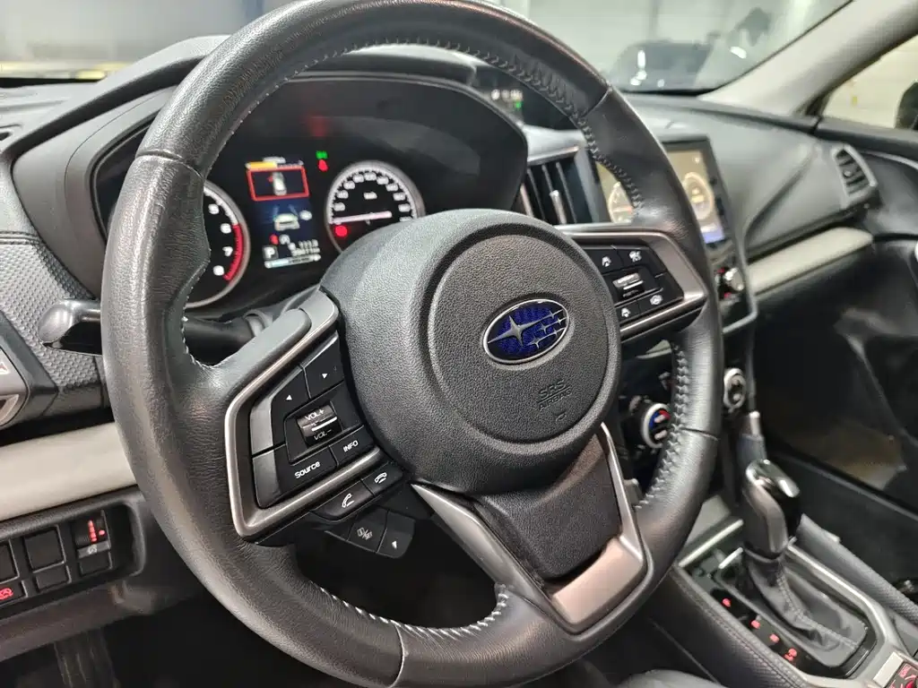Forester 2022 2.0i AWD Deluxe Edition EyeSight купить на сайте DeffCars