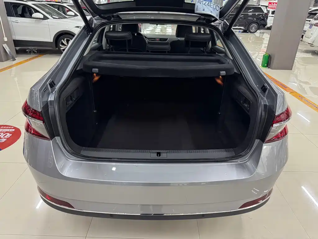 Superb 2025 TSI280 DSG Exclusive Edition купить на сайте DeffCars