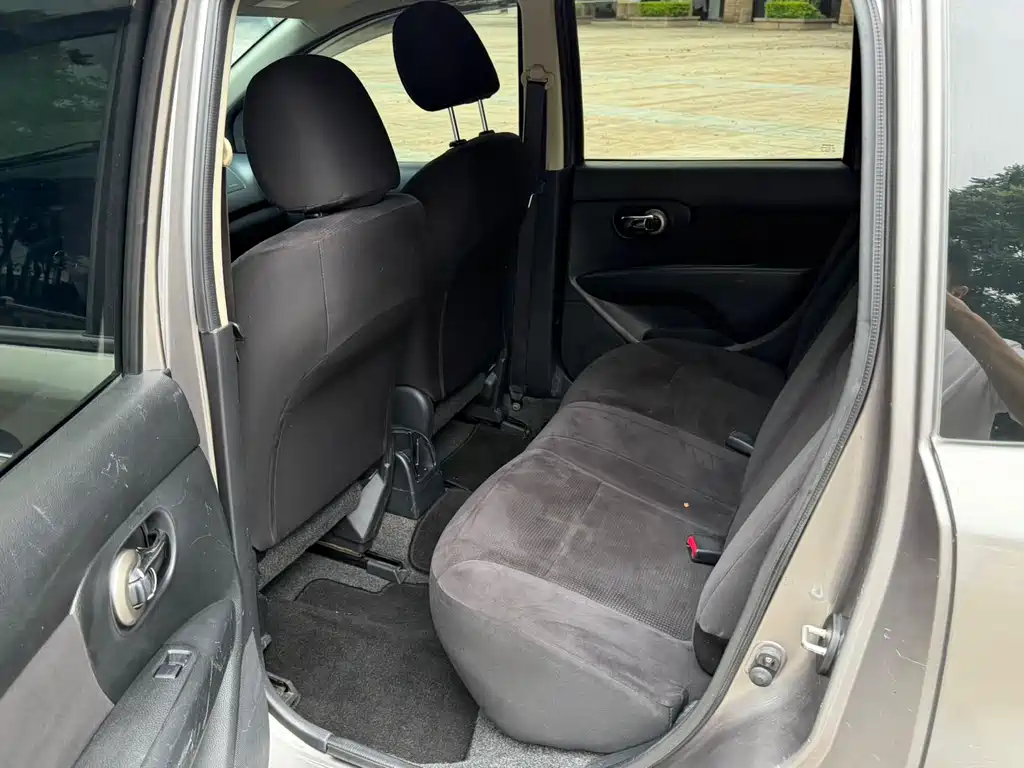 Liwei 2013 1.6XE CVT Comfort Edition купить на сайте DeffCars