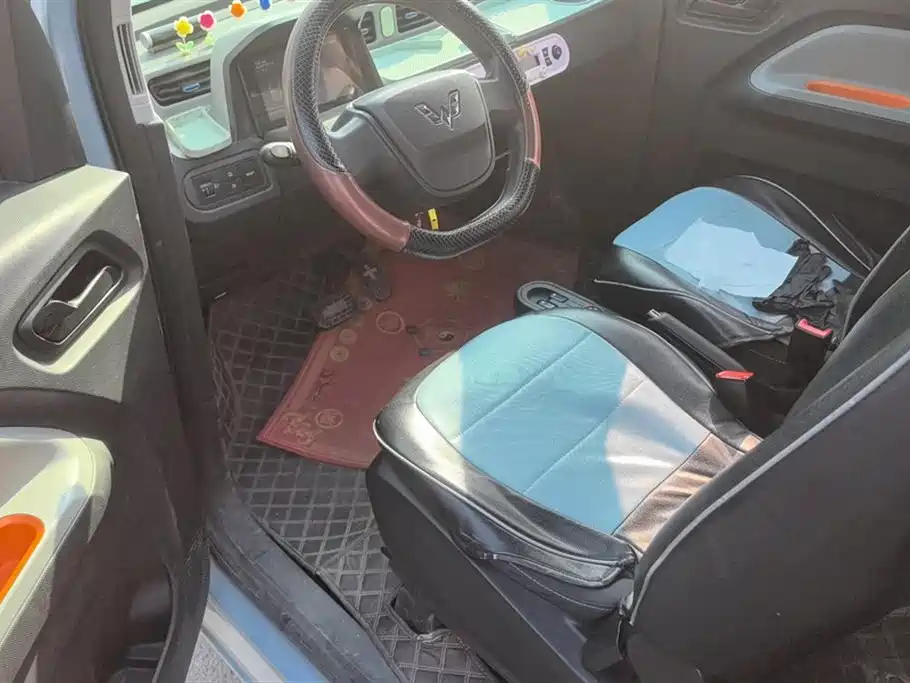 Hongguang MINIEV 2020 Free Model Lithium Iron Phosphate купить на сайте DeffCars