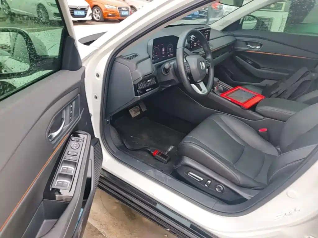 Accord 2023 260TURBO Excellence Edition купить на сайте DeffCars