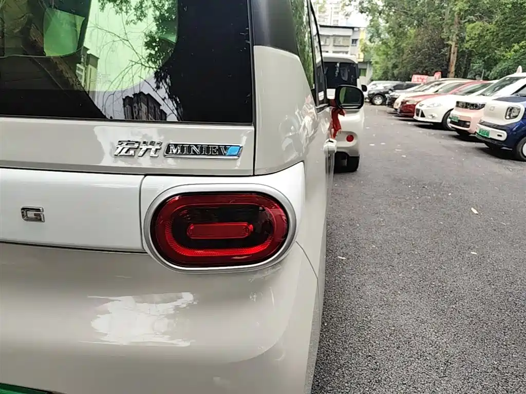 Hongguang MINIEV 2024 third generation 215km youth version купить на сайте DeffCars