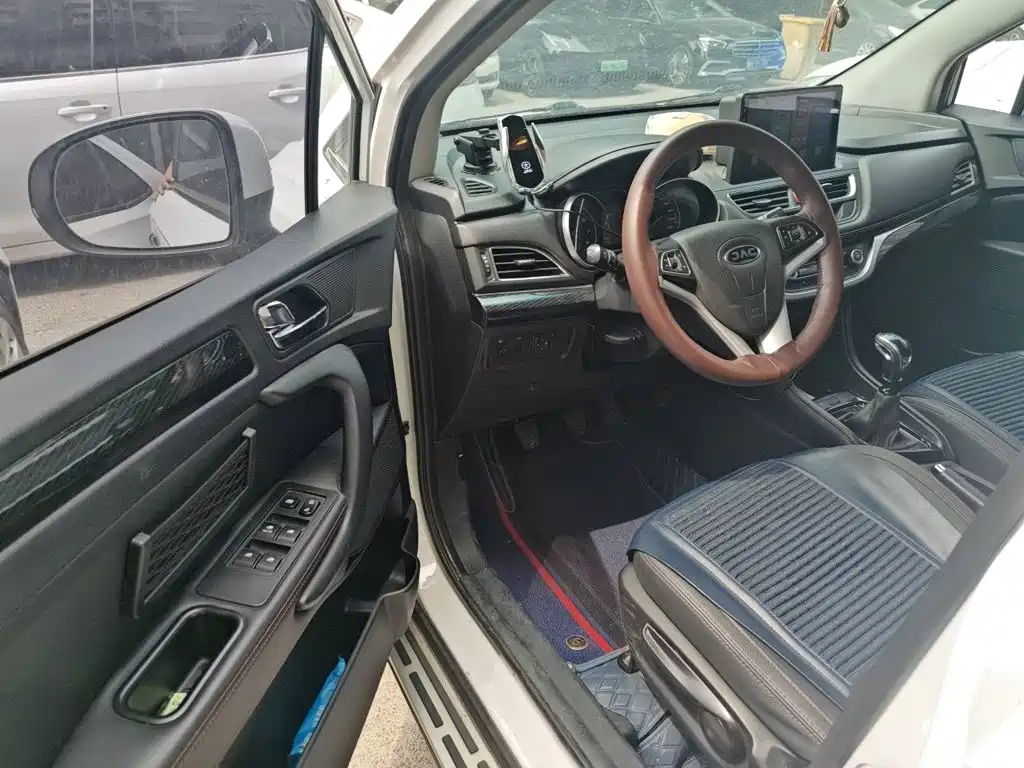 Refine S3 2017 1.5L manual luxury smart model купить на сайте DeffCars