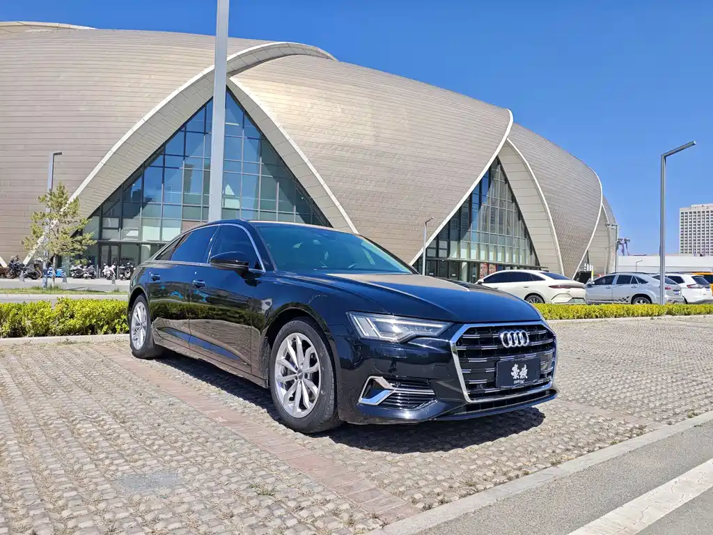 Audi A6L 2019 40 TFSI luxury and elegant model купить на сайте DeffCars