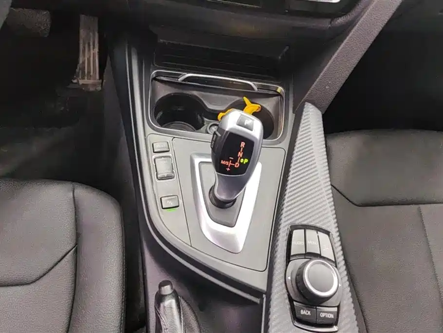 BMW 3 Series 2017 318Li Fashion Model купить на сайте DeffCars