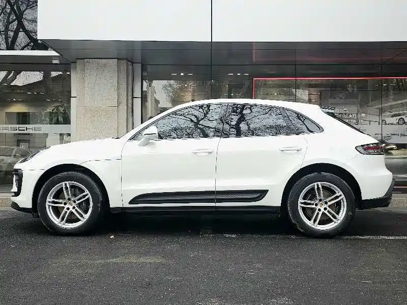 Macan 2024 Macan 2.0T купить на сайте DeffCars