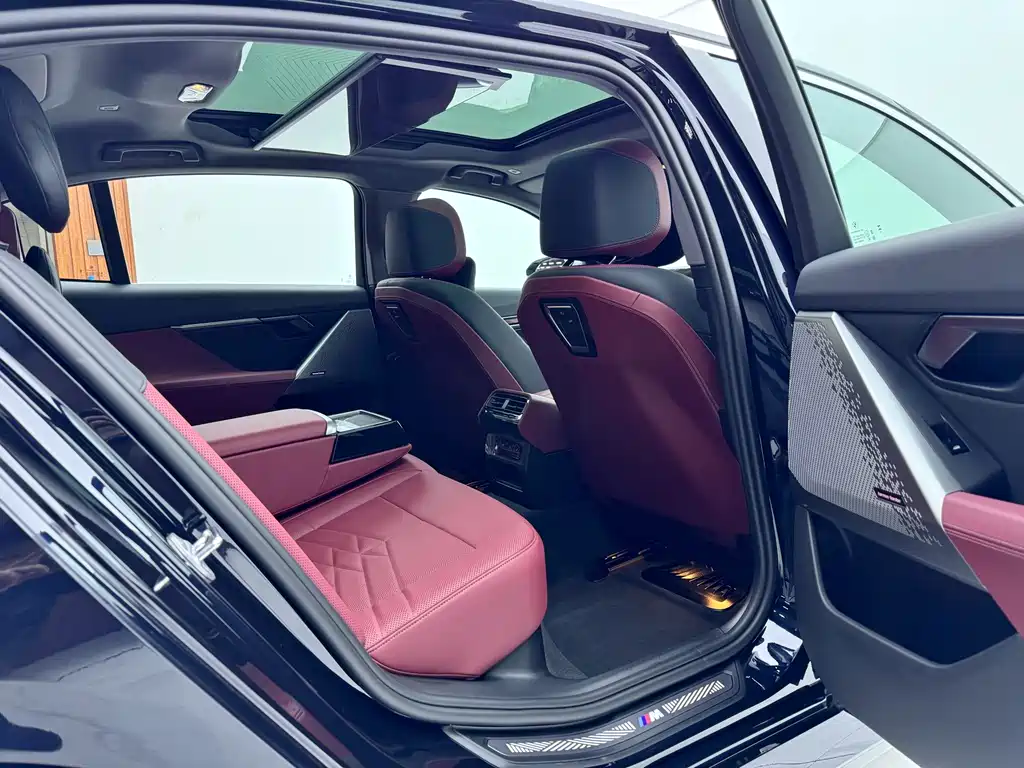 BMW i5 2025 eDrive 40L M Sports Package купить на сайте DeffCars