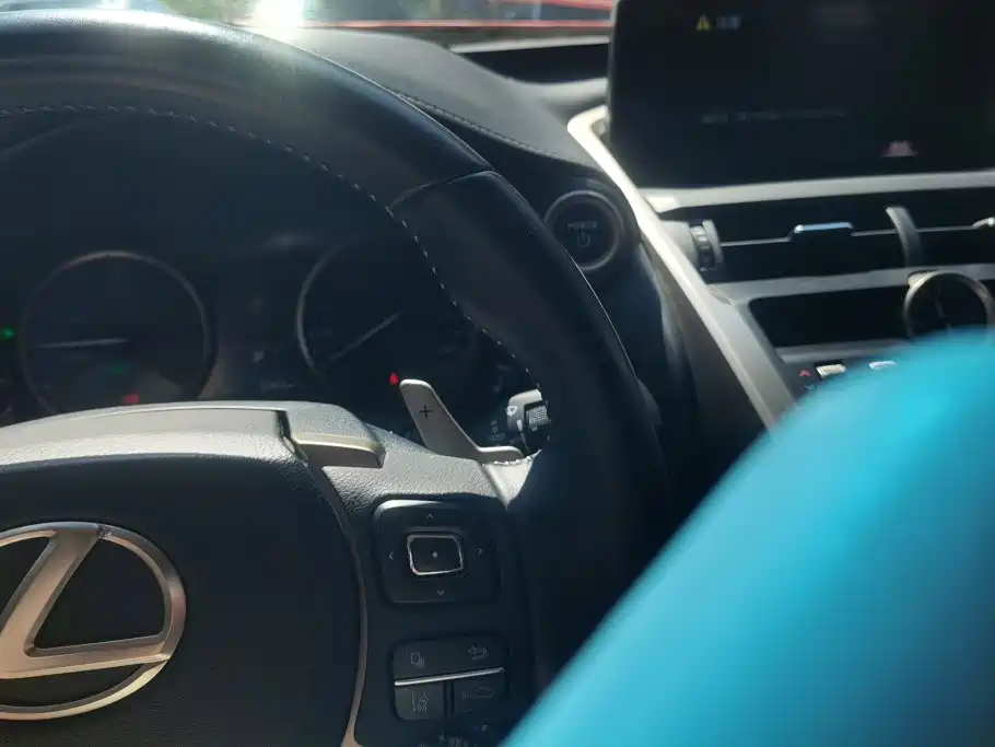 Lexus NX 2018 300h front-wheel drive, advanced version, national V купить на сайте DeffCars