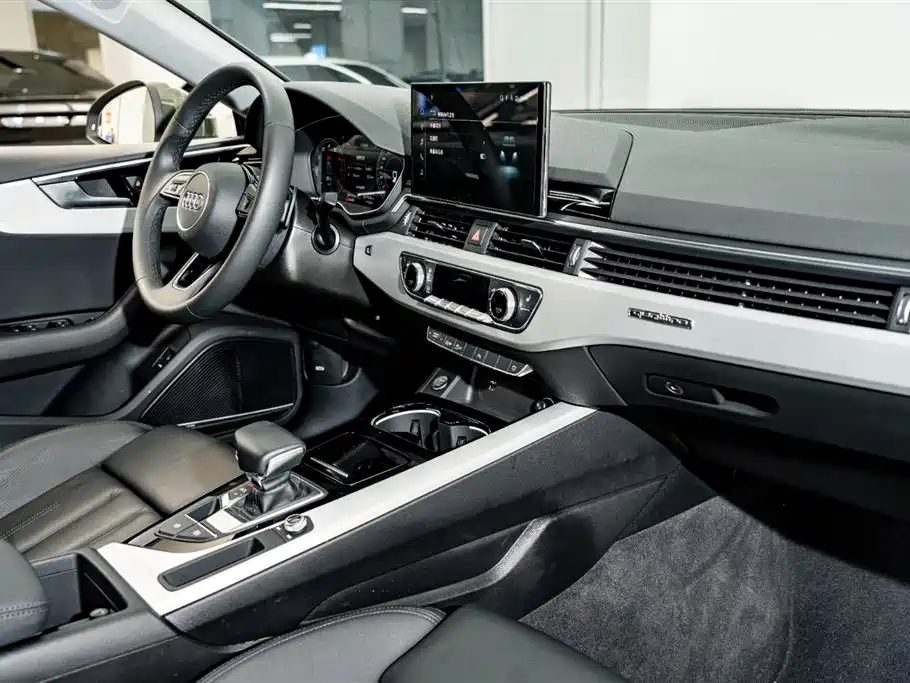 Audi A5 imported 2023 Sportback 40 TFSI quattro luxury and dynamic model купить на сайте DeffCars