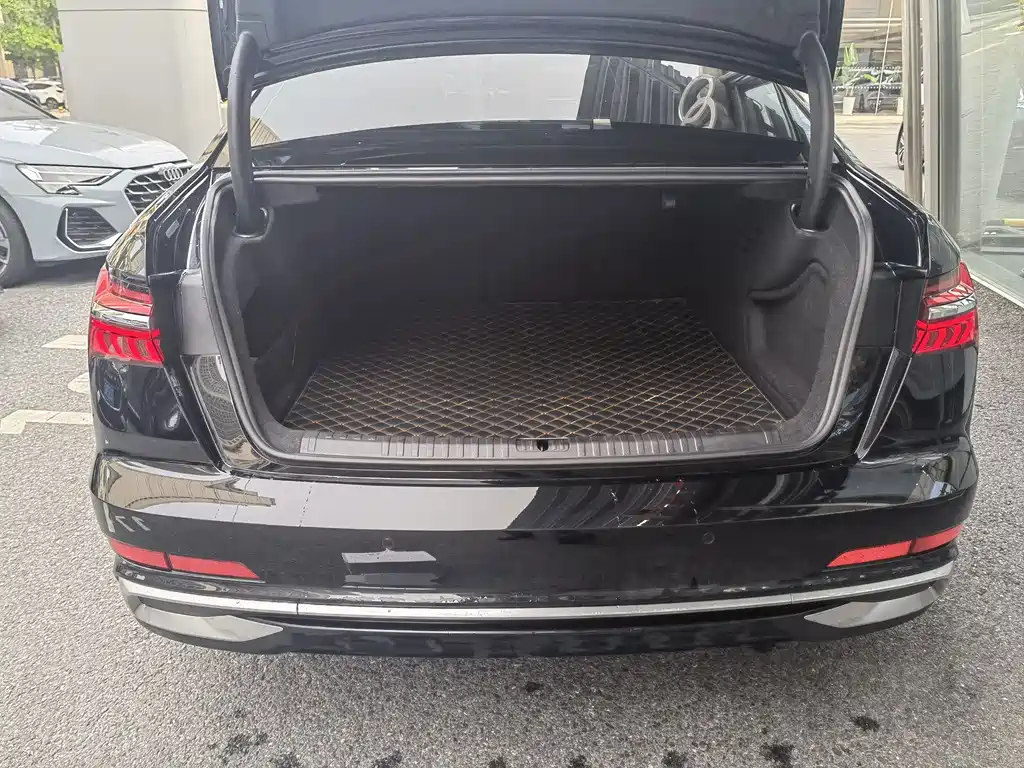Audi A6L 2022 45 TFSI quattro premium dynamic model купить на сайте DeffCars
