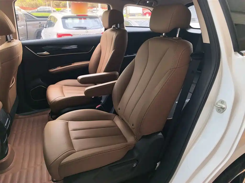 Song MAX 2018 1.5T automatic intelligent connection exclusive model 6 seats купить на сайте DeffCars